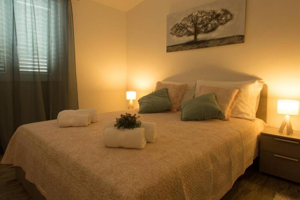 Lodge Jomi Kaštel Novi Zewnętrze zdjęcie
